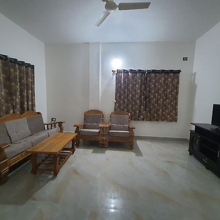 Jk Homestay Мисор Екстериор снимка
