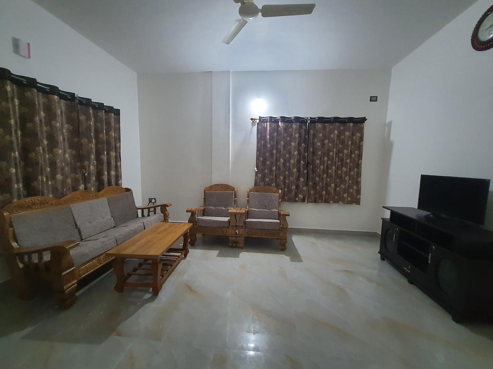 Jk Homestay Мисор Екстериор снимка